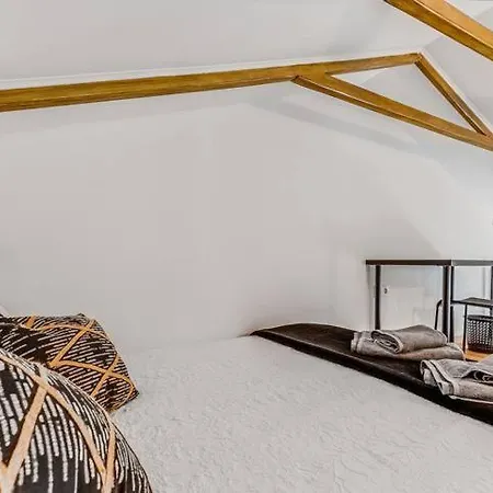 Casas Da Travessa T0 T2 T3 * Horta (Azores)