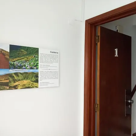 Casas Da Travessa T0 T2 T3 * Horta (Azores)