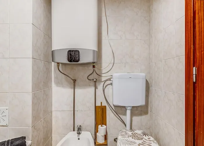 Casas Da Travessa T0 T2 T3 Horta (Azores)